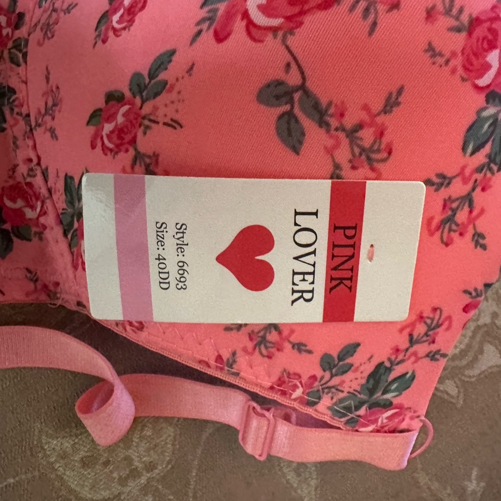 Pink lover brand new bra 40DD